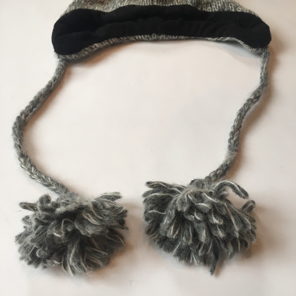 Kids 100% Wool Owl Hat - Picture 5 of 6